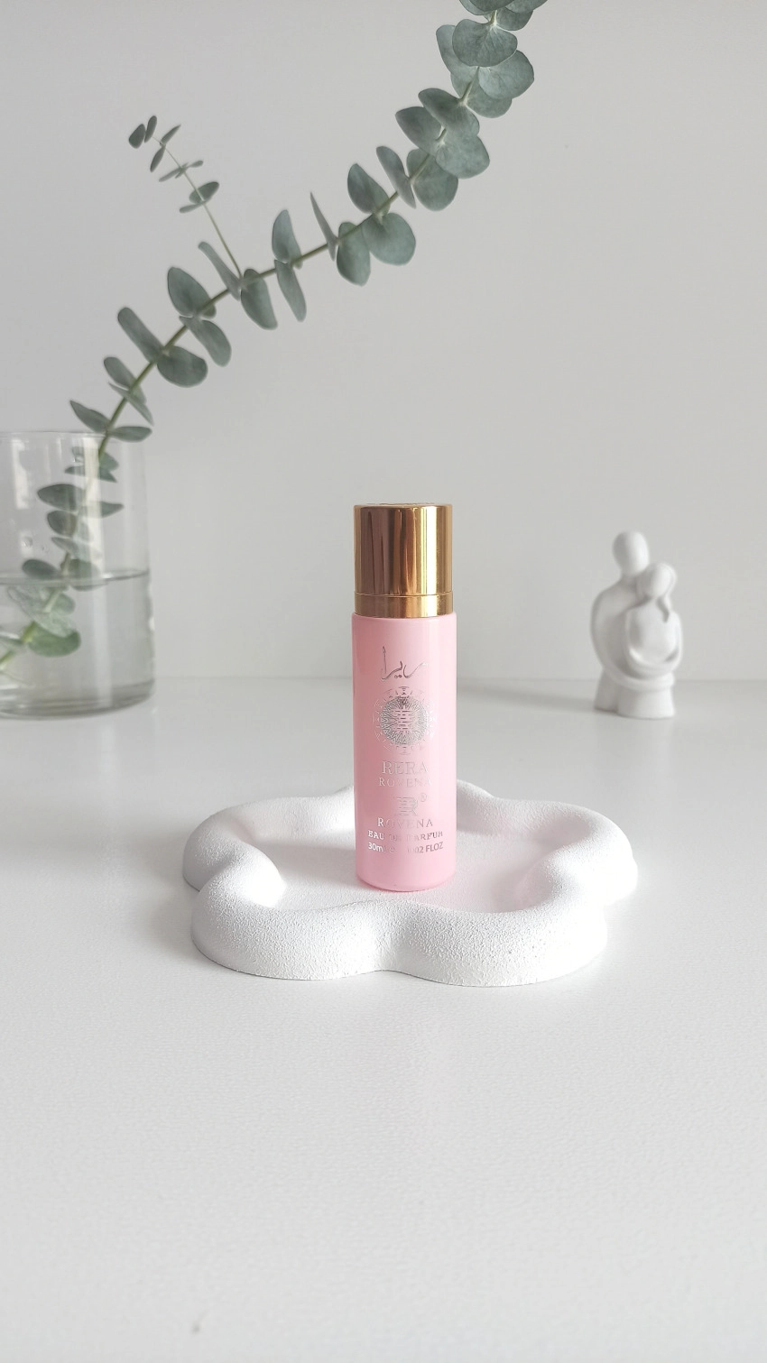 ادکلن عطر یارا صورتی 30 میل از شرکت روونا