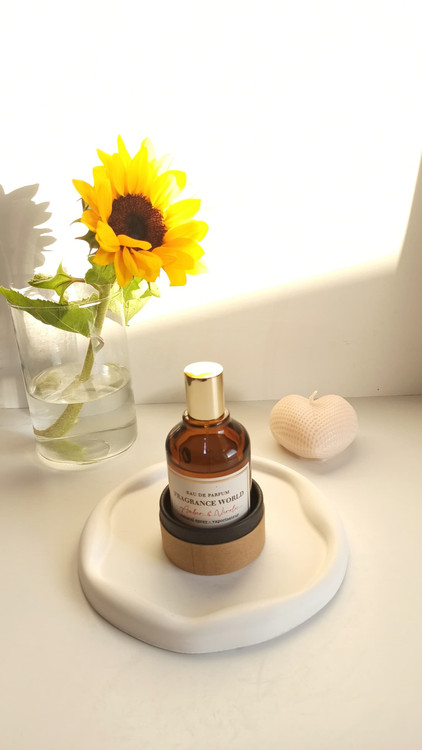 عطر امبر اند نرولی رایحه زلنسکی اند روزن اورجینال فرگرنس ورد