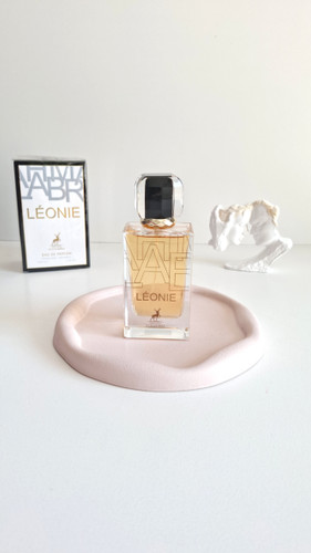 عطر زنانه ایوسن لورن لیبر اینتنس از شرکت الحمبرا