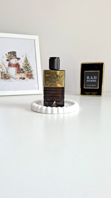 عطر بد هوم (bad home) الحمبرا نمونه کارولینا هررا بد بوی شرکتی