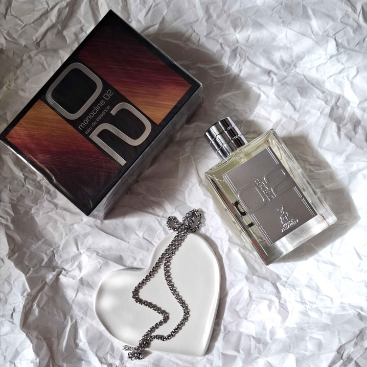 ادکلن مردانه زنانه شرکت الحمبرا مدل مولکول 02 حجم 100 میل