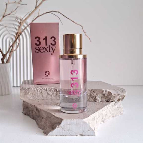 ادکلن زنانه شرکت زنیکس مدل 212 وی ای پی حجم 100 میل